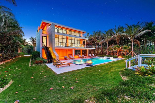 Backyard, Exterior, Pool