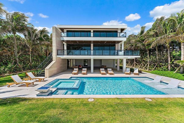 Backyard, Exterior, Pool