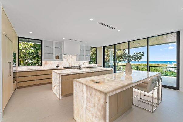 Interior, Kitchen, Recessed Lighting, Water