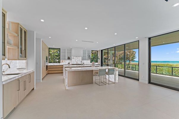 Interior, Kitchen, Recessed Lighting, Water