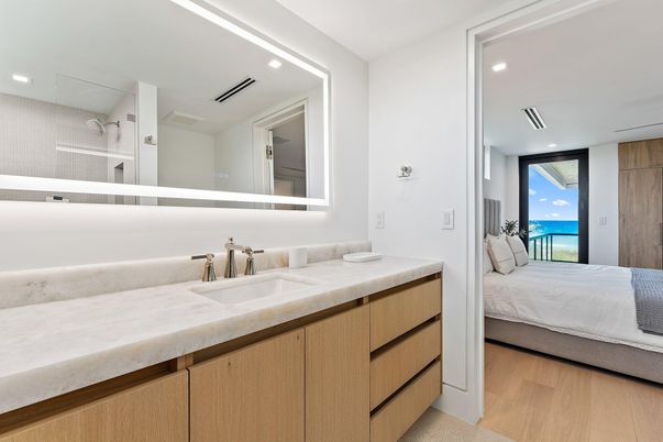 Bathroom, Bedroom, Interior, Recessed Lighting, Wood Texture Flooring