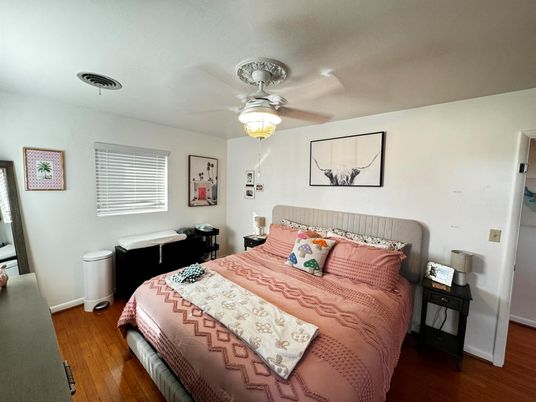 Bedroom, Interior, Wood Texture Flooring