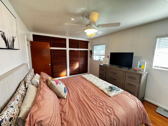 Bedroom, Interior, Wood Texture Flooring