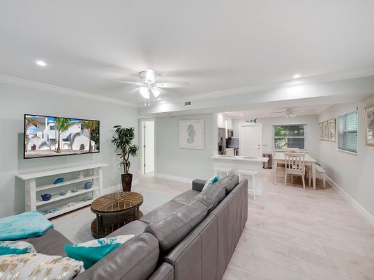 Dining room, Interior, Living room, Recessed Lighting, Wood Texture Flooring
