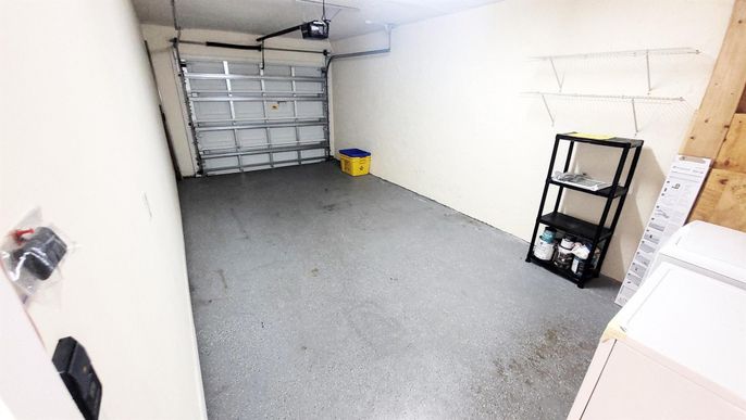 Garage, Interior
