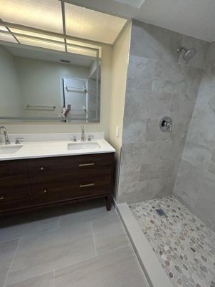 Bathroom, Dual Sink Vanities, Interior