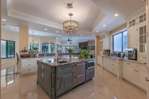 Chandelier, Dining room, Interior, Kitchen, Recessed Lighting