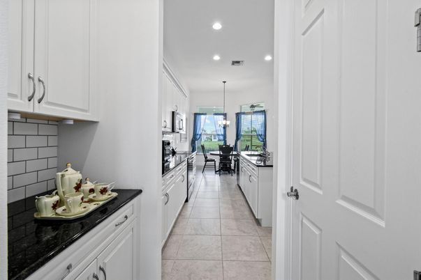 Dining room, Interior, Kitchen, Pendant Lights, Recessed Lighting