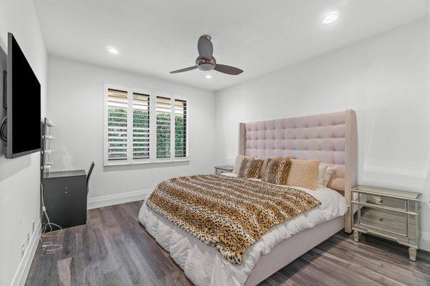 Bedroom, Interior, Recessed Lighting, Wood Texture Flooring