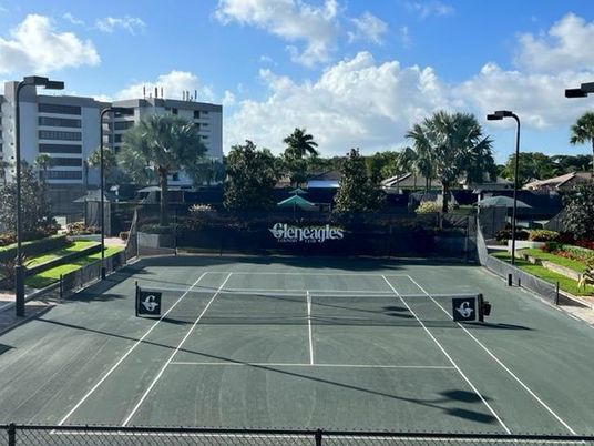 Exterior, Tennis Courts