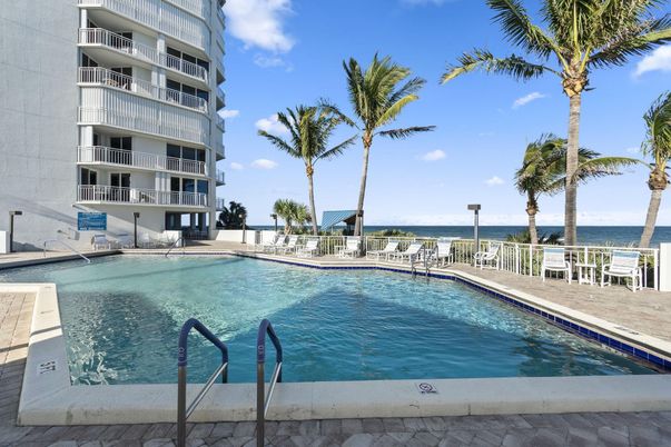 Exterior, Pool, Water
