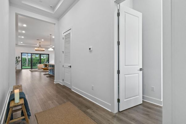 Interior, Pendant Lights, Recessed Lighting, Wood Texture Flooring