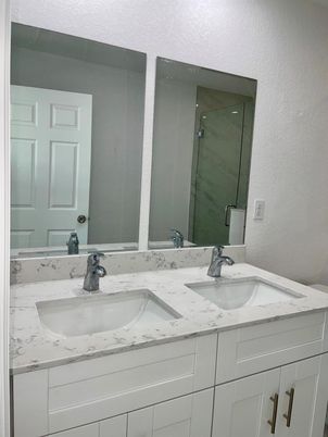 Bathroom, Dual Sink Vanities, Interior