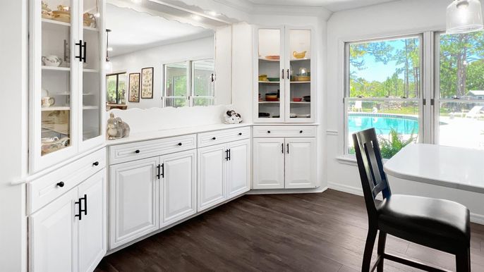 Interior, Pendant Lights, Recessed Lighting, Wood Texture Flooring