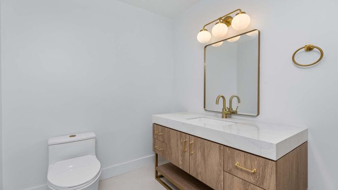 Bathroom, Dual Sink Vanities, Interior