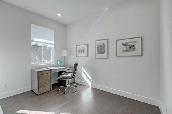 Home Office, Interior, Recessed Lighting, Wood Texture Flooring