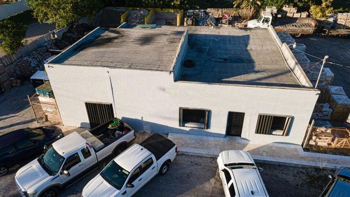 Exterior, Drone