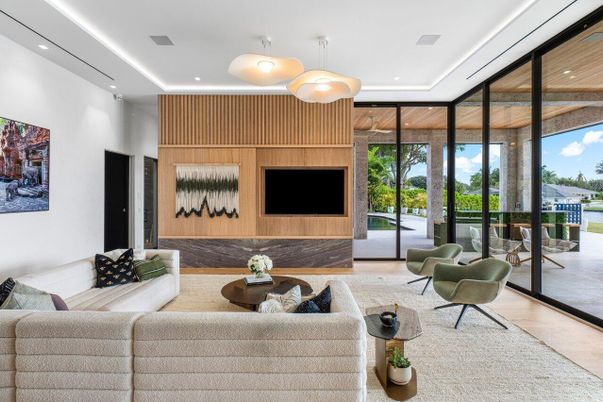 Interior, Living room, Pendant Lights, Recessed Lighting, Wooden Walls