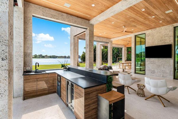 Interior, Kitchen, Recessed Lighting, Water, Wooden Beams, Wooden Ceilings