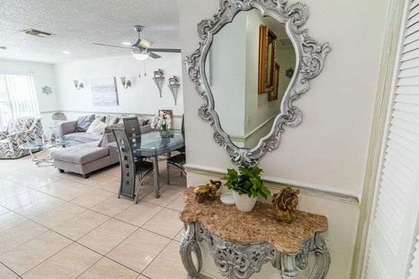 Dining room, Interior, Living room, Recessed Lighting