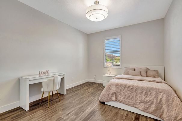 Bedroom, Home Office, Interior, Wood Texture Flooring