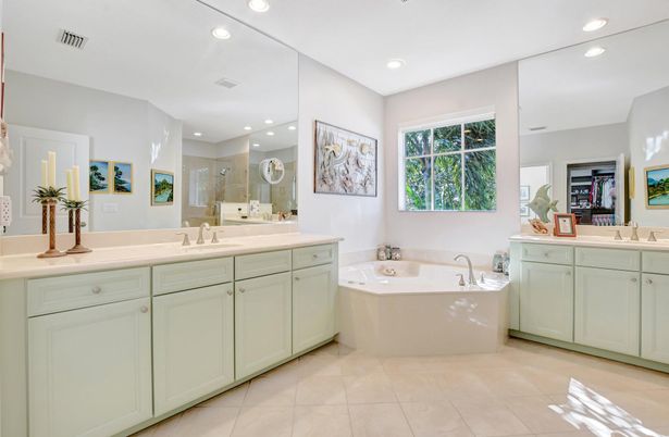 Bathroom, Dual Sink Vanities, Free Standing Baths, Interior, Recessed Lighting