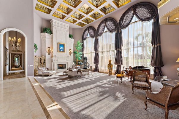 Chandelier, Dining room, Fireplace, Interior, Living room