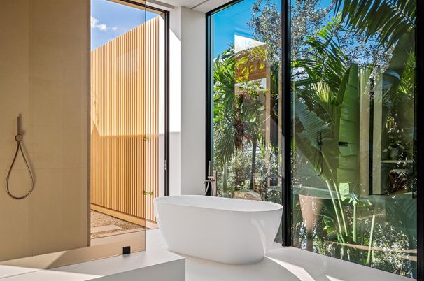 Bathroom, Free Standing Baths, Interior