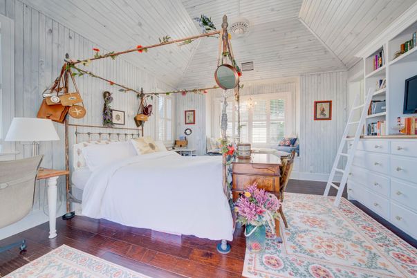 Bedroom, Interior, Pendant Lights, Wooden Ceilings, Wood Texture Flooring