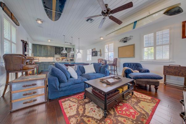 Interior, Kitchen, Living room, Pendant Lights, Recessed Lighting, Wood Texture Flooring