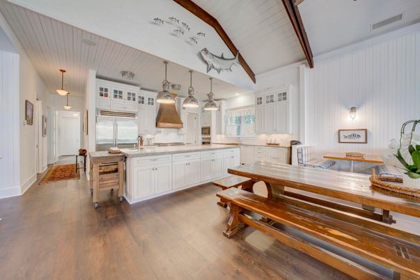 Dining room, Interior, Kitchen, Pendant Lights, Stainless Steel Appliances, Wood Texture Flooring