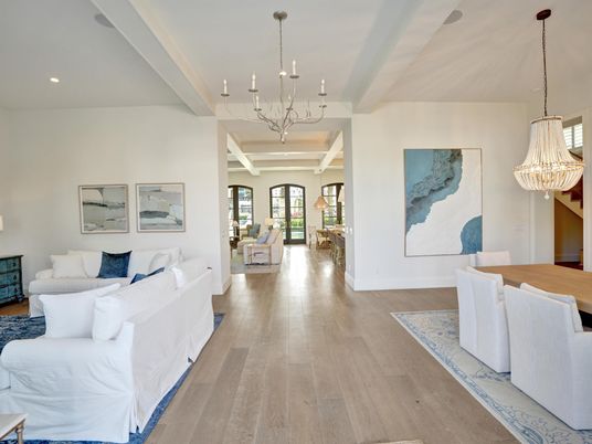 Chandelier, Dining room, Interior, Living room, Pendant Lights, Recessed Lighting, Wood Texture Flooring