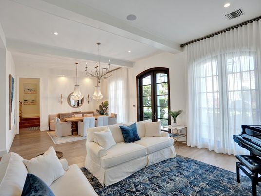Chandelier, Dining room, Interior, Living room, Piano, Recessed Lighting, Wood Texture Flooring