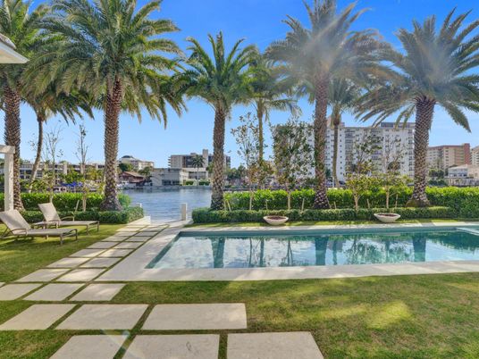 Exterior, Lake, Pool, Water
