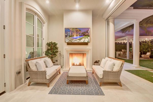 Fireplace, Interior, Living room, Recessed Lighting