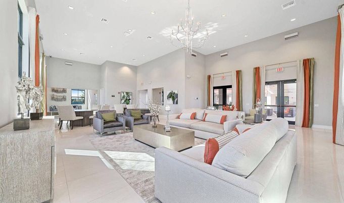 Chandelier, Dining room, Interior, Living room, Pendant Lights, Recessed Lighting
