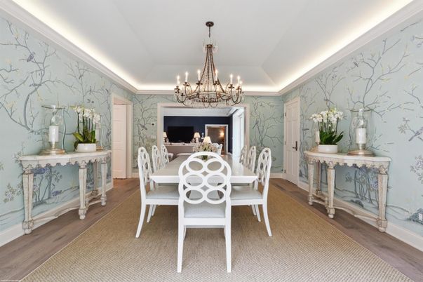 Chandelier, Dining room, Fireplace, Interior, Wood Texture Flooring