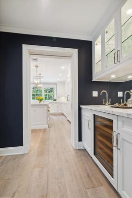 Chandelier, Interior, Kitchen, Pendant Lights, Recessed Lighting, Wood Texture Flooring