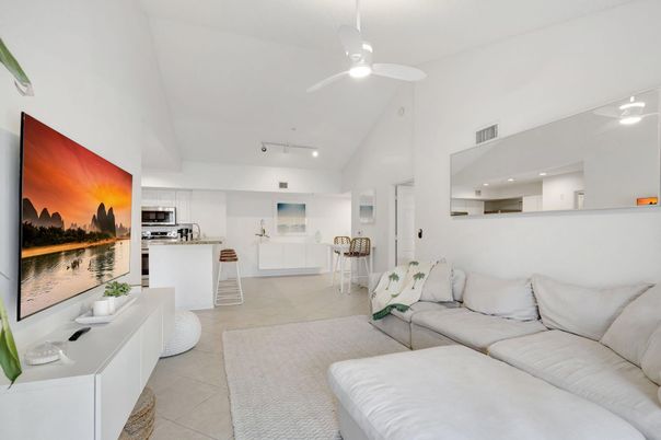 Interior, Kitchen, Living room, Recessed Lighting, Stainless Steel Appliances