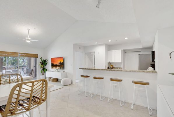 Interior, Kitchen, Living room, Recessed Lighting