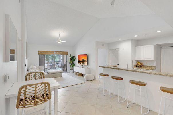 Interior, Kitchen, Living room, Recessed Lighting