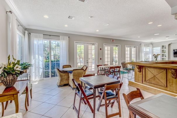 Dining room, Interior, Recessed Lighting