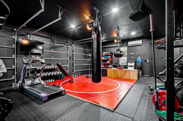 Fitness Equipment, Interior, Recessed Lighting