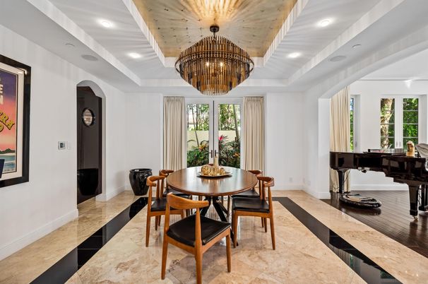 Chandelier, Dining room, Interior, Recessed Lighting