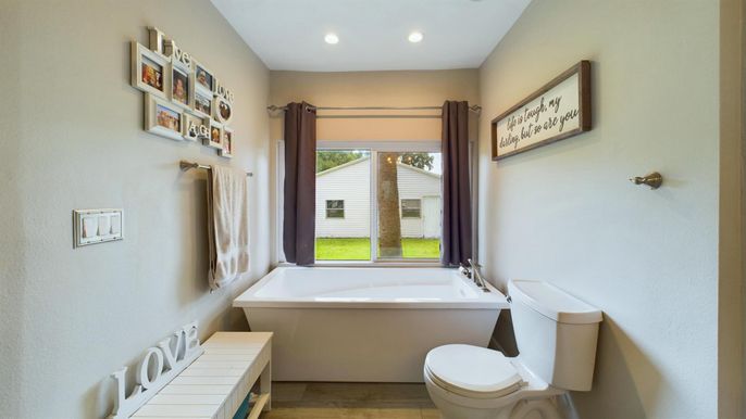 Bathroom, Interior, Recessed Lighting, Wood Texture Flooring
