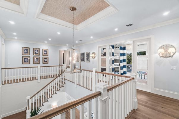Interior, Pendant Lights, Recessed Lighting, Wood Texture Flooring