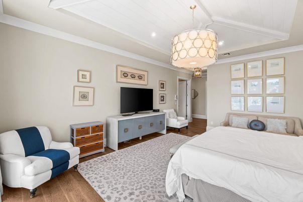 Bedroom, Interior, Pendant Lights, Recessed Lighting, Wood Texture Flooring