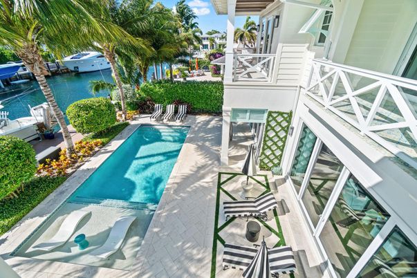 Exterior, Pool, Water
