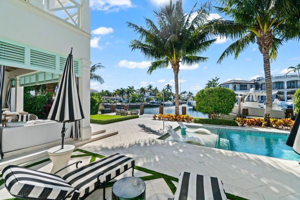 Exterior, Pool, Water