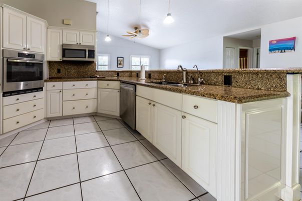 Interior, Kitchen, Pendant Lights